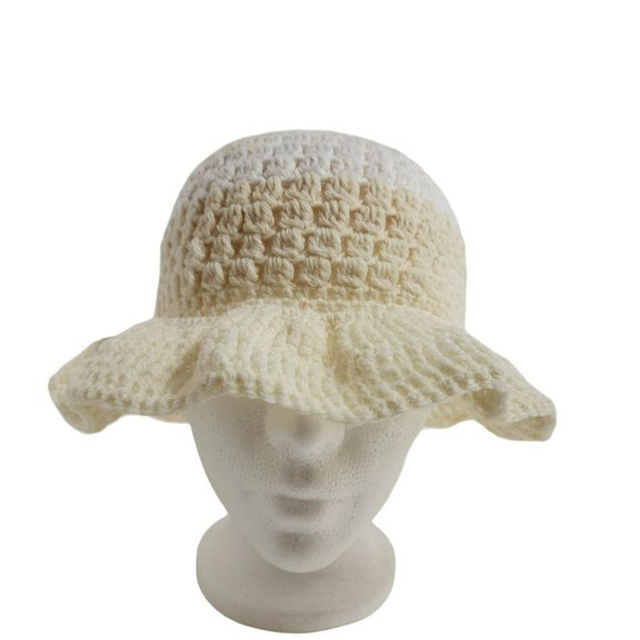 Bucket Hat handknit shades of white ivory sun hat - Picture 3 of 8